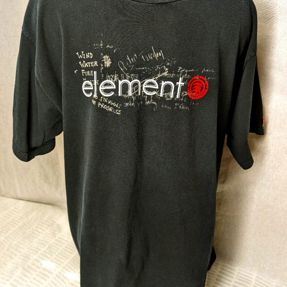 Element brand T-shirt, XL, black